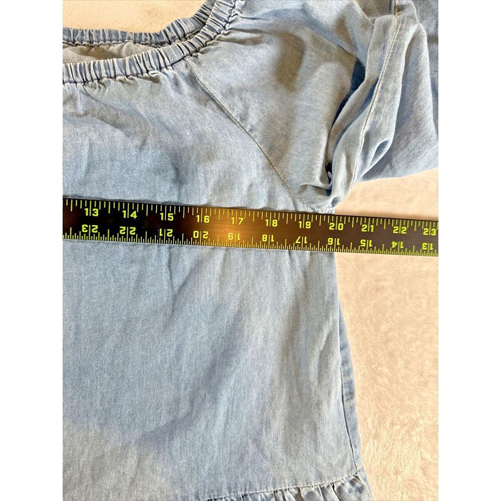 CUPCAKES & CASHMERE Shirt SZ S Blue Chambray Bishop Off Shoulder Ruffle Boxy Top - Picture 9 of 10